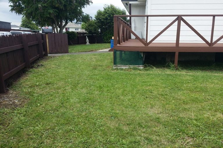 Photo of property in 1/20 Trimdon Street, Randwick Park, Auckland, 2105