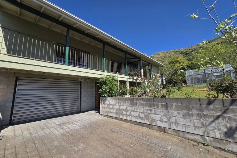 Photo of property in 80 Flinders Road, Heathcote Valley, Christchurch, 8022