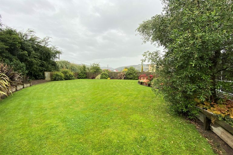 Photo of property in 2 Bidston Street, Outram, 9019