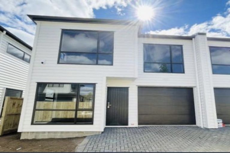 Photo of property in 127b Russell Road, Manurewa, Auckland, 2102