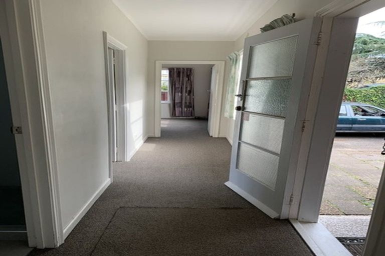 Photo of property in 29 Wattle Street, New Lynn, Auckland, 0600