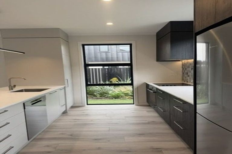 Photo of property in 660e Swanson Road, Swanson, Auckland, 0612