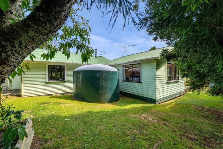 Photo of property in 19 Standish Road, Toko, Stratford, 4392