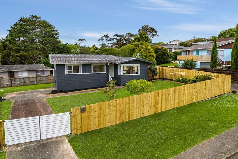 Photo of property in 23 Contessa Drive, Glenfield, Auckland, 0629