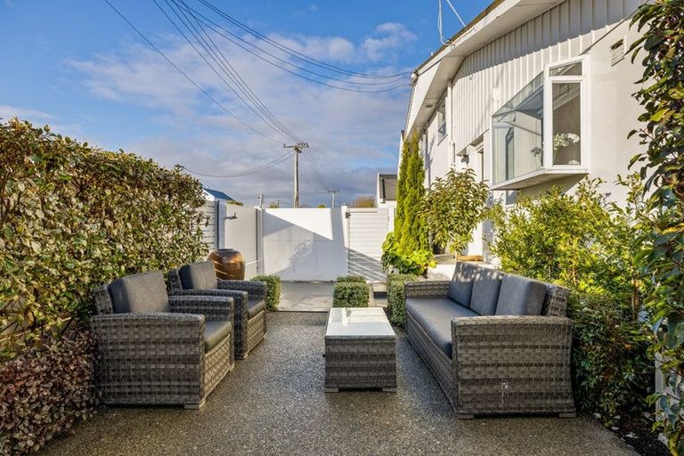 Photo of property in 33 Stoneyhurst Street, St Albans, Christchurch, 8014