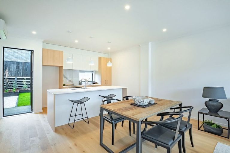 Photo of property in 3 Te One Place, Redwood, Christchurch, 8051