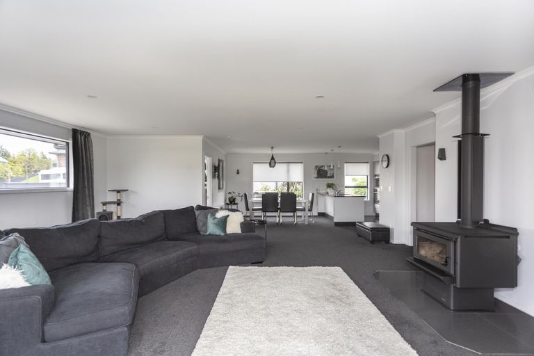 Photo of property in 13 Grove Avenue, Weston, Oamaru, 9401