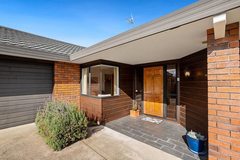 Photo of property in 58 Cedar Drive, Paraparaumu Beach, Paraparaumu, 5032