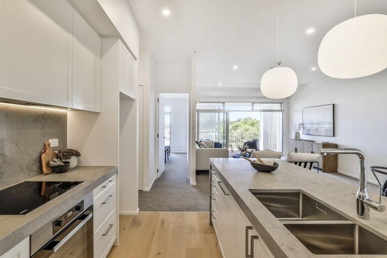 Photo of property in 141 Hibiscus Drive, Orewa, 0931