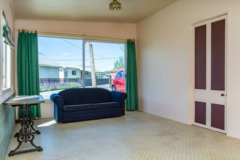 Photo of property in 3 Ferry Road, Waipu, 0510