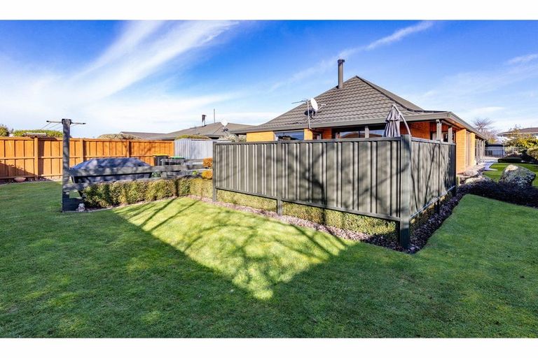 Photo of property in 12 Keldon Avenue, Rangiora, 7400