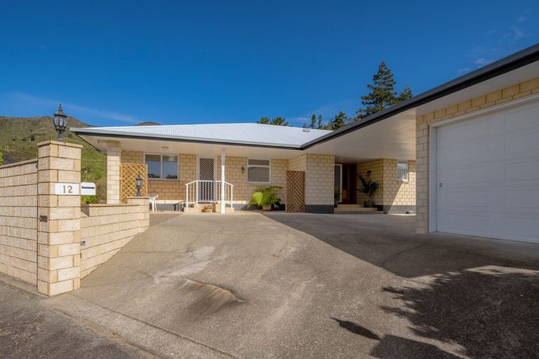 Photo of property in 12 Admiralty Place, Waikawa, Picton, 7220