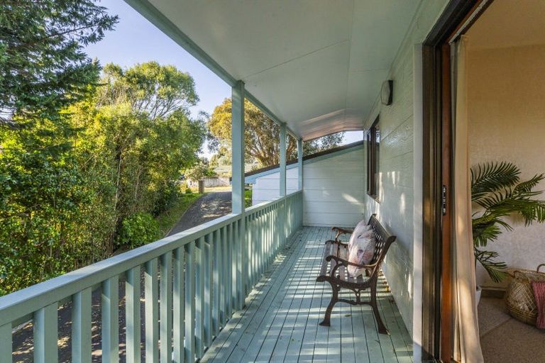 Photo of property in 10 Campion Road, Waikanae Beach, Waikanae, 5036