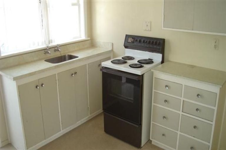 Photo of property in 1/3 Camp Street, Silverstream, Upper Hutt, 5019