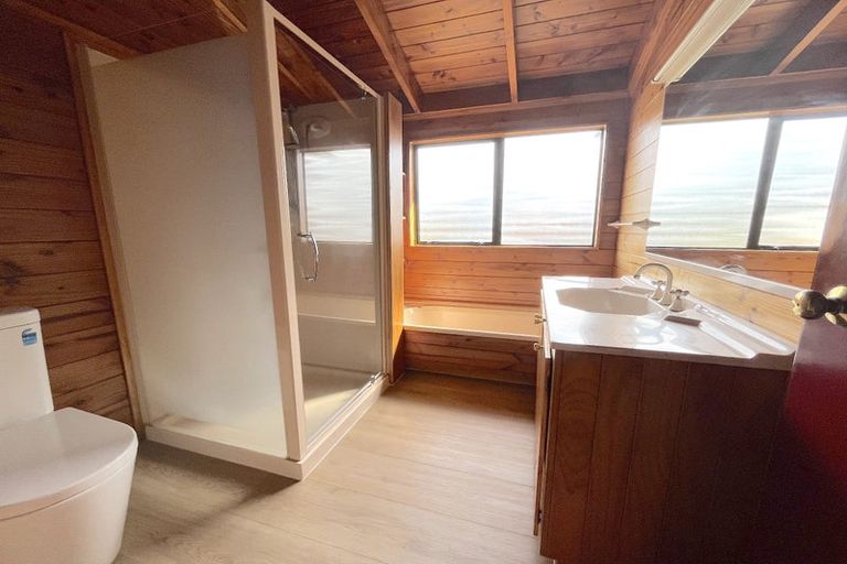 Photo of property in 2/67 Nile Road, Milford, Auckland, 0620