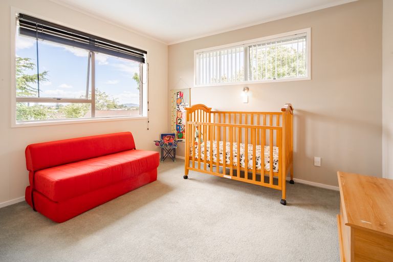 Photo of property in 23 Tanoa Place, Glendene, Auckland, 0602