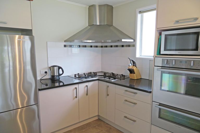 Photo of property in 38 Waterfront Road, Pukenui, 0484