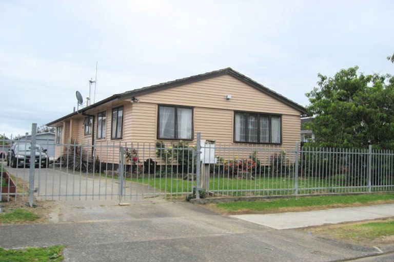 Photo of property in 43 Valiant Street, Mangere, Auckland, 2022