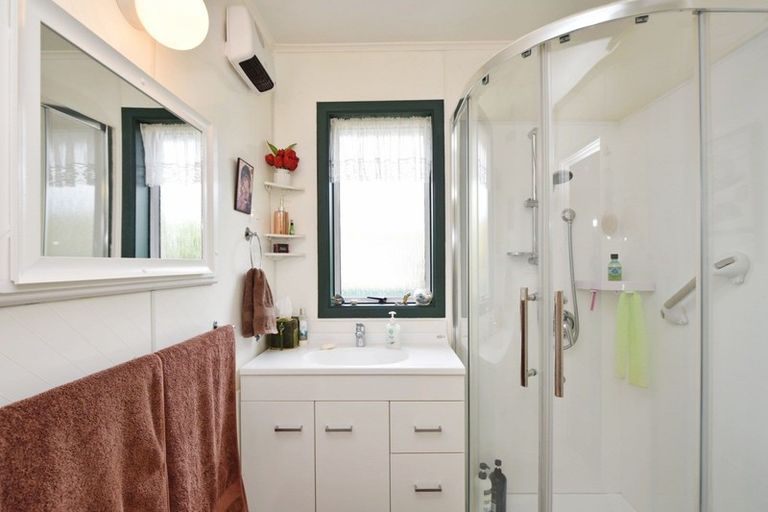 Photo of property in 73 Adamson Crescent, Glengarry, Invercargill, 9810