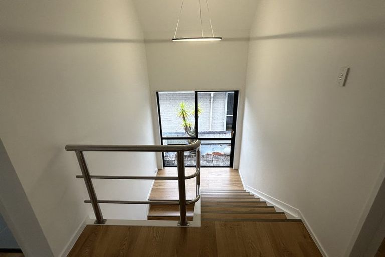 Photo of property in 1/22 Nile Road, Milford, Auckland, 0620