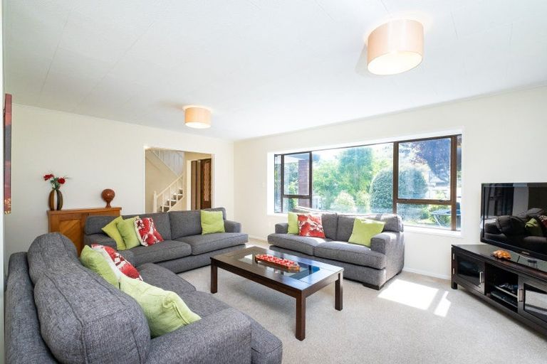 Photo of property in 9 Cumberland Rise, Taradale, Napier, 4112