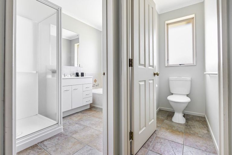 Photo of property in 2 Rochester Place, Nawton, Hamilton, 3200