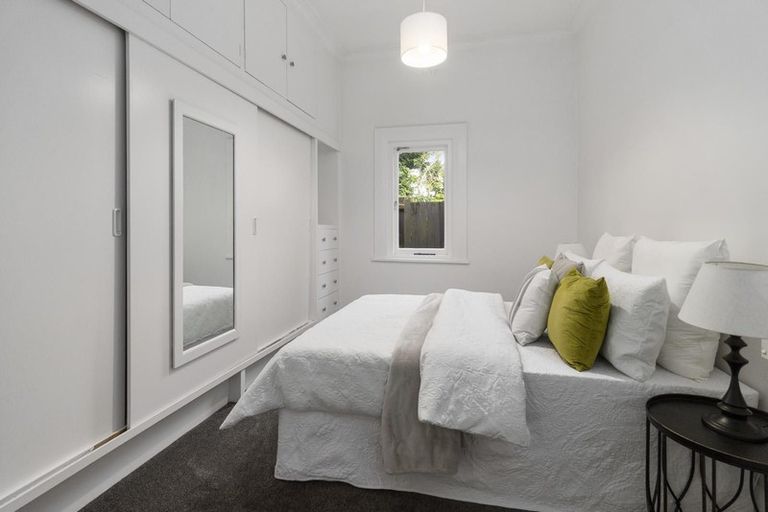 Photo of property in 26 Seabrook Avenue, New Lynn, Auckland, 0600