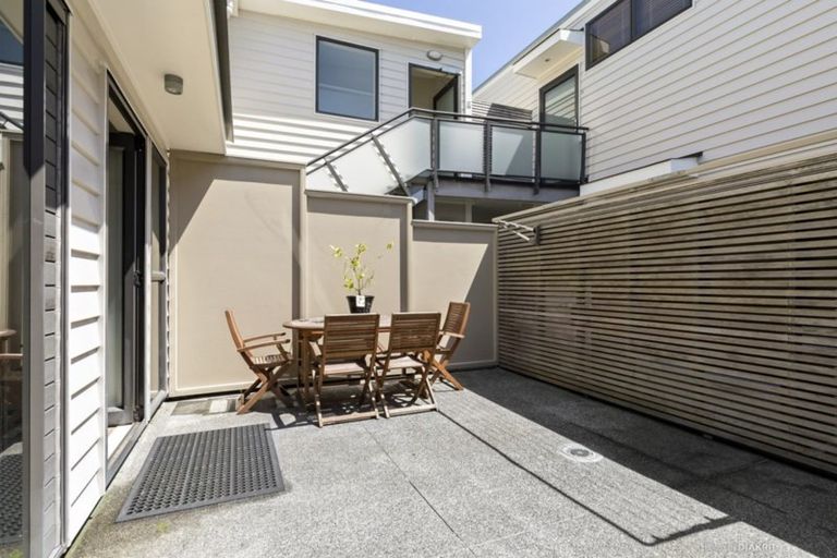 Photo of property in 16/45 Childers Terrace, Kilbirnie, Wellington, 6022