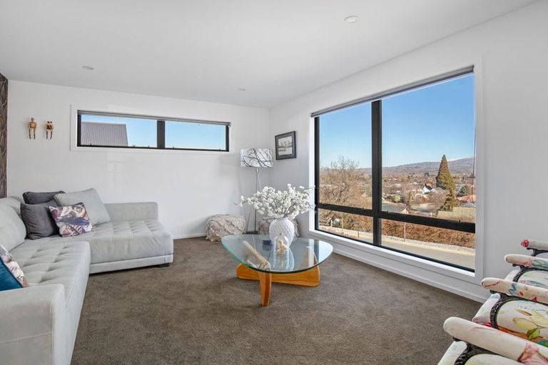 Photo of property in 26 Naylor Street, Clyde, 9330