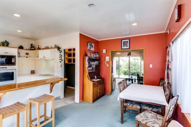 Photo of property in 37 Balliol Avenue, Pirimai, Napier, 4112