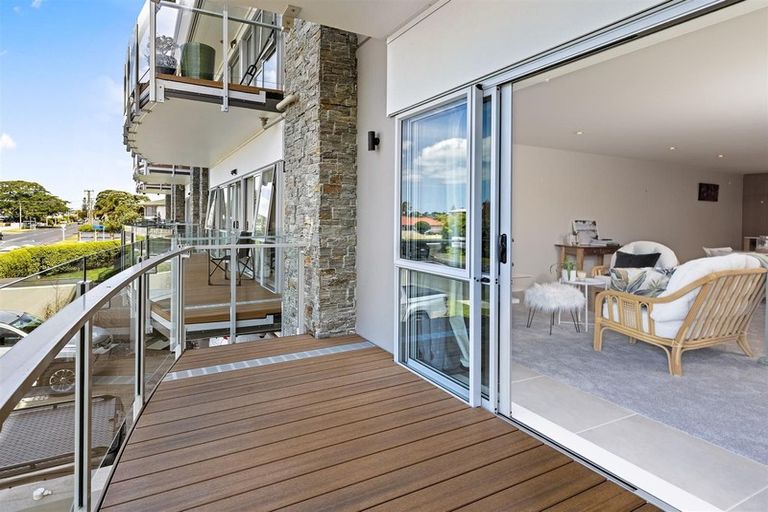 Photo of property in 204/252 Centreway Road, Orewa, 0931