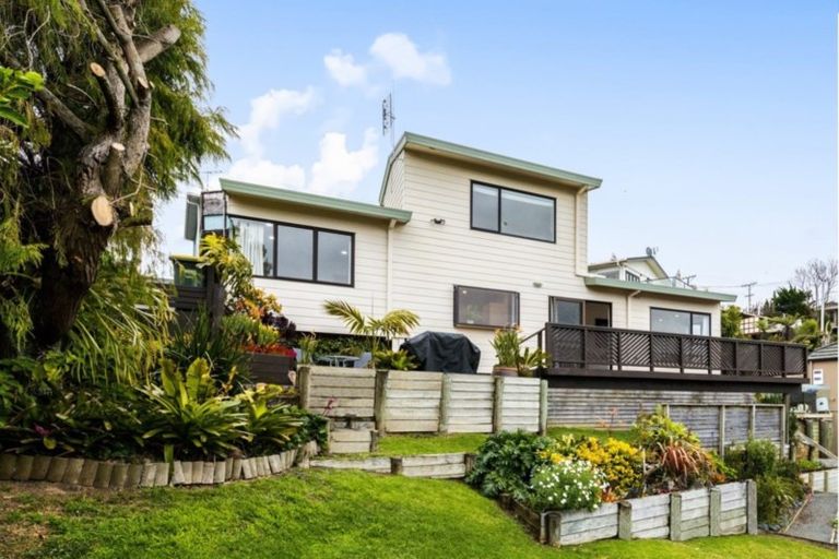 Photo of property in 1/547 East Coast Road, Browns Bay, Auckland, 0630