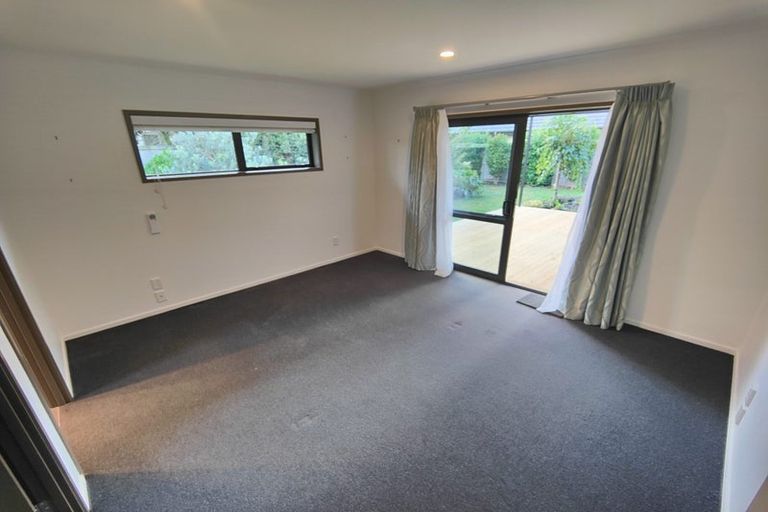 Photo of property in 16 Trauzer Place, Flagstaff, Hamilton, 3210