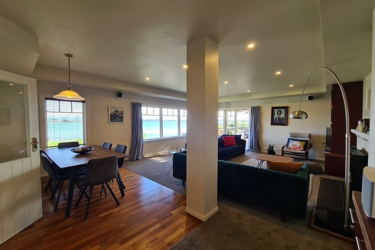 Photo of property in 28 Main Road, Mount Pleasant, Christchurch, 8081