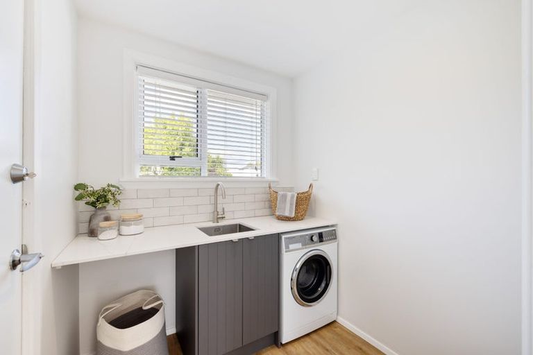 Photo of property in 3 Sealy Place, Bryndwr, Christchurch, 8053