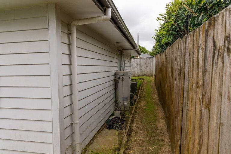 Photo of property in 60 Cardiff Road, Pakuranga, Auckland, 2010