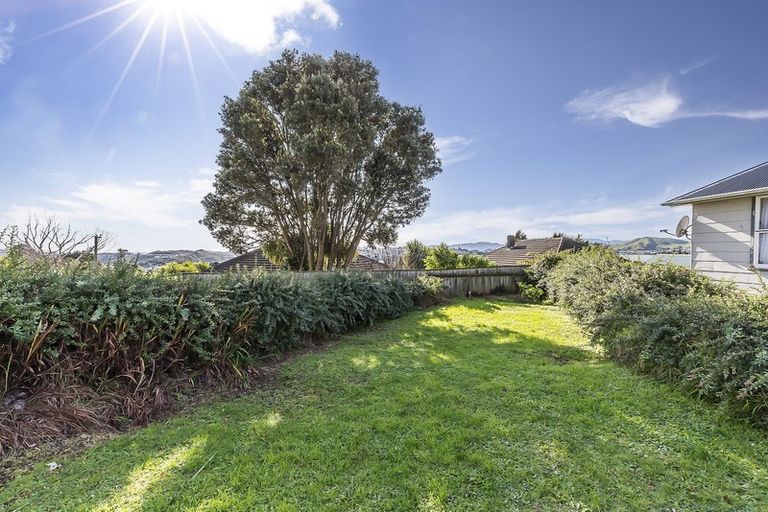 Photo of property in 105-111 Bedford Street, Cannons Creek, Porirua, 5024