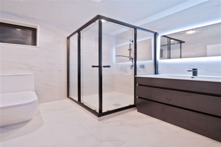 Photo of property in 4 Treeline Lane, Flat Bush, Auckland, 2019