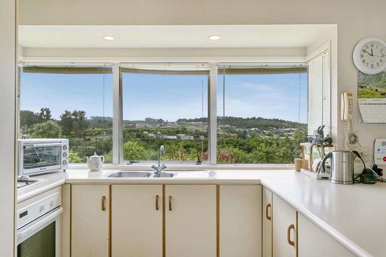 Photo of property in 73 Birch Street, Hilltop, Taupo, 3330