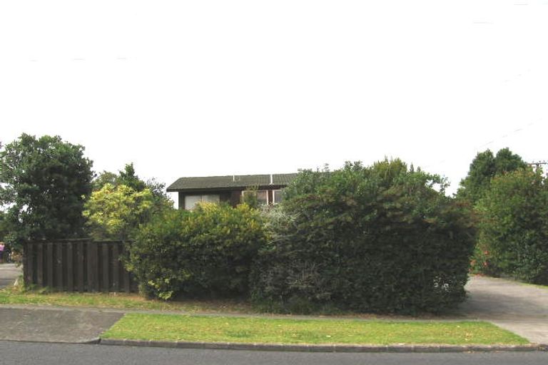 Photo of property in 1/133 Deep Creek Road, Torbay, Auckland, 0630