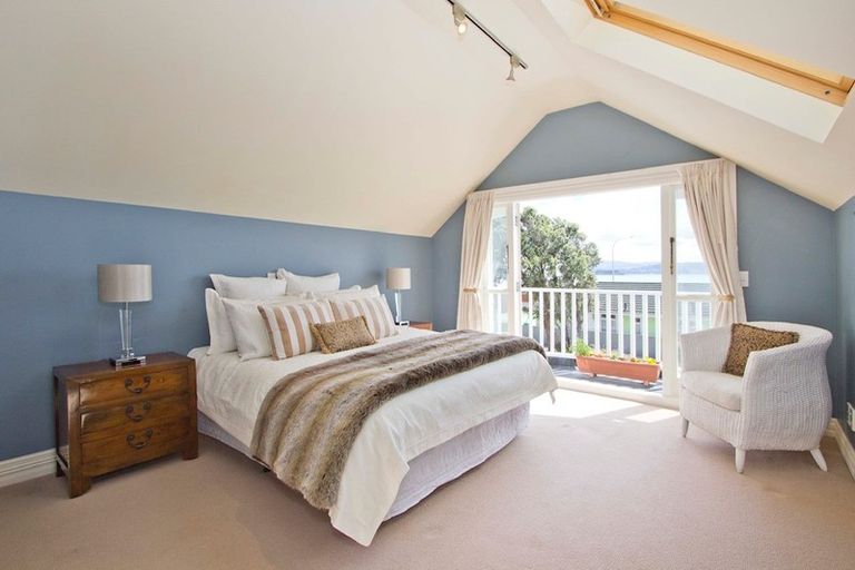 Photo of property in 69 Muritai Road, Eastbourne, Lower Hutt, 5013