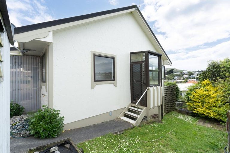 Photo of property in 1/37 Bracken Road, Paparangi, Wellington, 6037