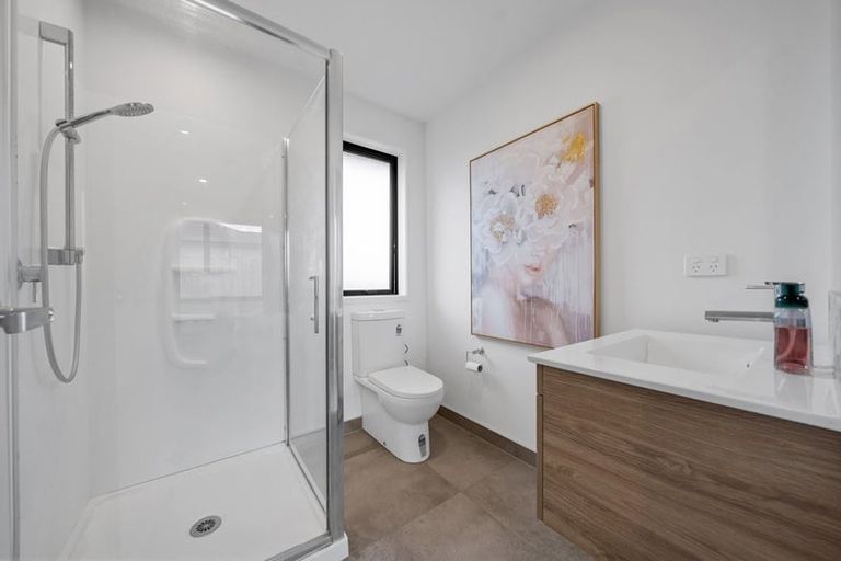 Photo of property in 13 Leathem Crescent, Pokeno, 2402