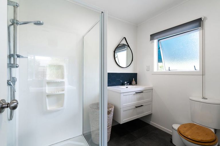 Photo of property in 24 Montgomery Avenue, Onerahi, Whangarei, 0110