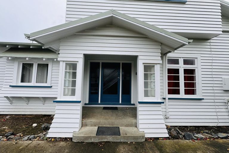 Photo of property in 64 Limbrick Street, Terrace End, Palmerston North, 4410