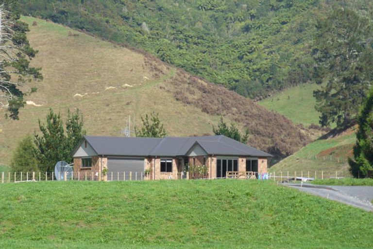 Photo of property in 925 Hakarimata Road, Huntly, 3771