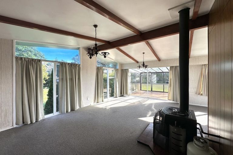 Photo of property in 96 Koraha Road, Kumeu, 0892