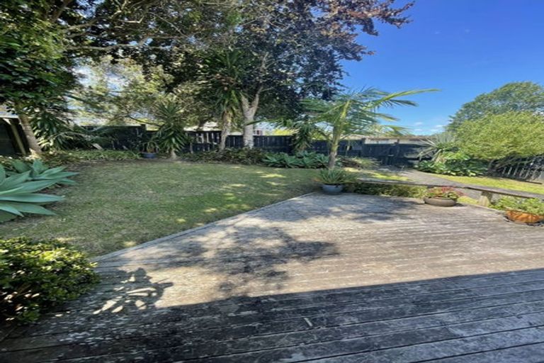 Photo of property in 74 Stanaway Street, Hillcrest, Auckland, 0627