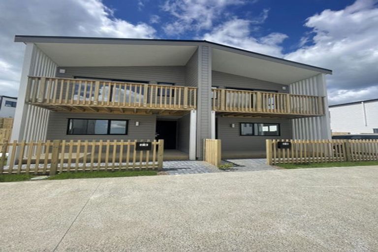 Photo of property in 4 Papauma Place, Papakura, 2110