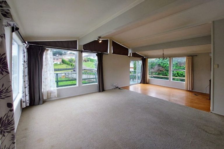 Photo of property in 35 Angelo Avenue, Howick, Auckland, 2014